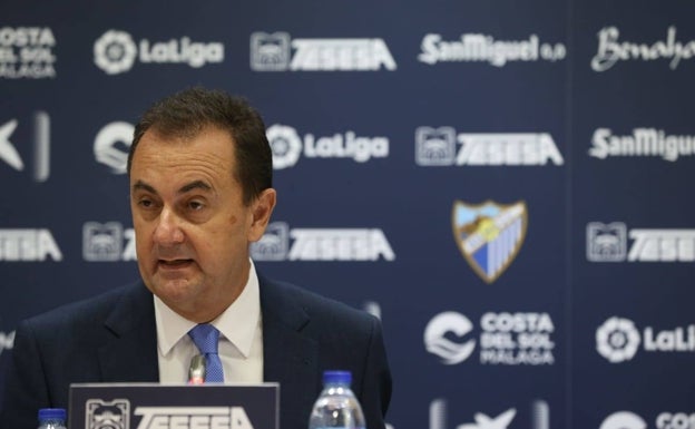 El Málaga, sancionado por la FIFA a no hacer fichajes hasta el verano de 2023