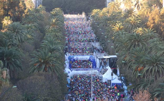 Múltiples maneras de correr los 42 kilómetros del XI Zurich Maratón de Málaga