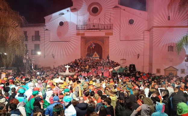 Coín cancela su Nochevieja: no habrá fiesta de disfraces ni campanadas en la plaza del 'Pescao'