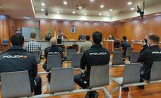 Piden 52 años de cárcel a tres acusados de colocar bombas y pertenecer a una banda de sicarios en Málaga