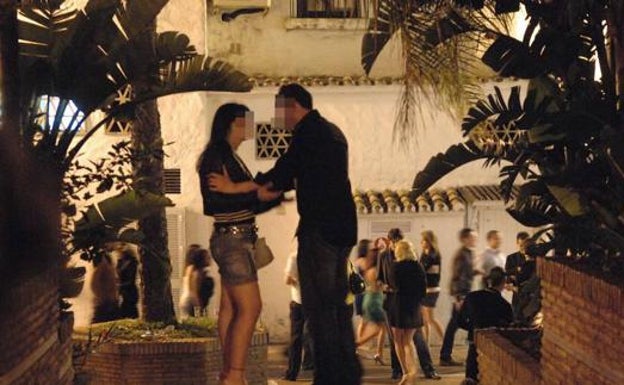 La red de prostitución nigeriana que explotó a una menor de 14 años en Puerto Banús