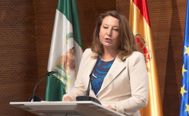 El PSOE pide explicaciones a Moreno por Carmen Crespo y el resto de los partidos reclama la dimisión de la consejera