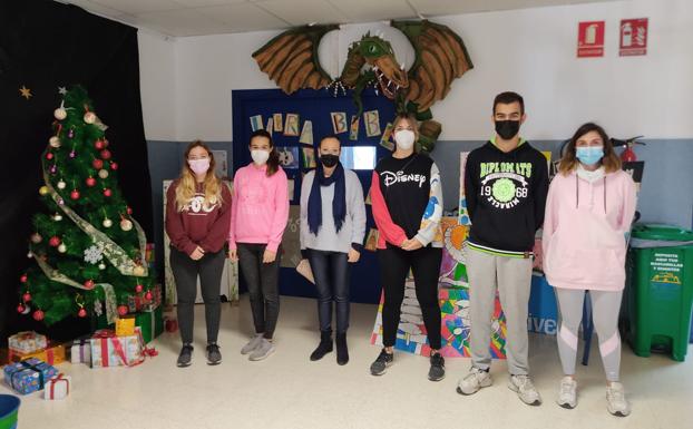 Rincón reafirma su compromiso con los menores en riesgo de exclusión social con un campamento de Navidad