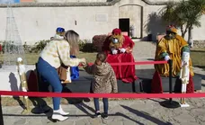 Rincón de la Victoria recibe a los Reyes Magos con una cabalgata estática y un carnaval