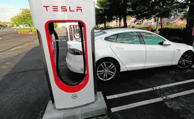 Tesla retira casi medio millón de coches en Estados Unidos por problemas de seguridad