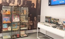 Muñecas Famosa, Game Boy o Scalextric: Alhaurín de la Torre recupera los juguetes del siglo XX en una exposición