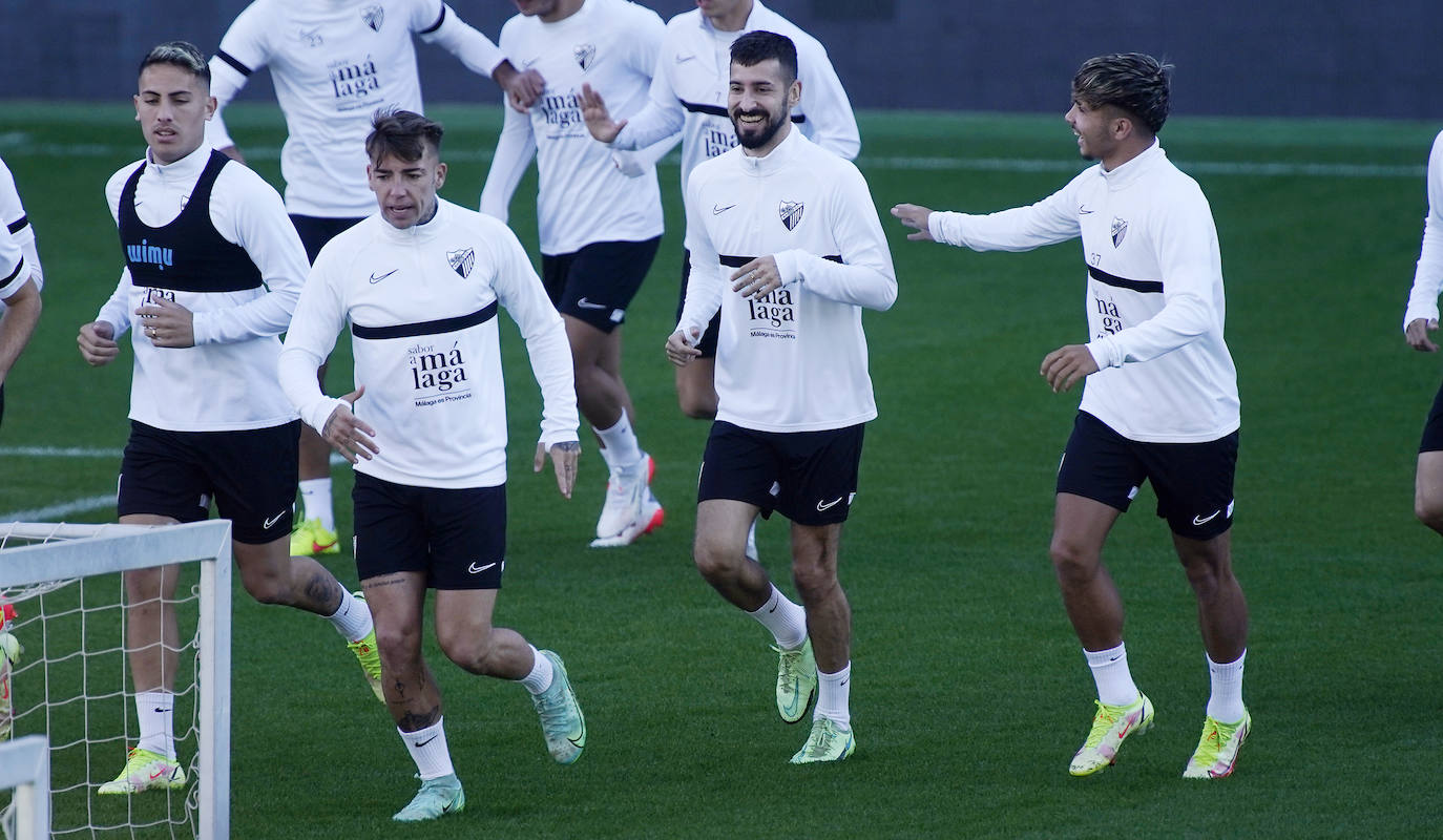 En fotos: Vadillo y Juande, protagonistas del entrenamiento del Málaga