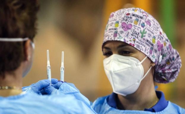 Médicos de Familia piden tratar la Covid como la gripe y recuperar la «vieja normalidad» sin mascarillas ni restricciones