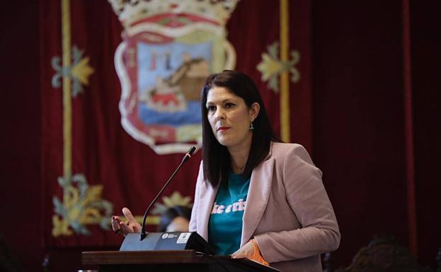 Noelia Losada reivindica como suyo el uso cultural del Astoria, ahora que De La Torre lo confirma en el debate del estado de la ciudad