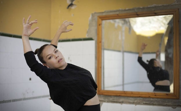 La Bienal de Venecia se rinde al renovador lenguaje flamenco de Rocío Molina