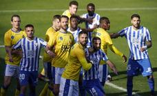 El partido amistoso del Málaga contra el Waasland-Sportkring belga, en imágenes