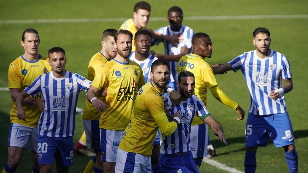 El partido amistoso del Málaga contra el Waasland-Sportkring belga, en imágenes