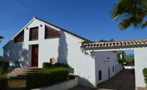 El Cortijo Casablanca, un complejo turístico del siglo XIX que alberga el Museo de Pizarra