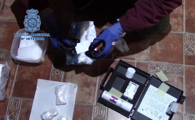 Desmantelan un laboratorio clandestino para el «cocinado» de cocaína en Torremolinos