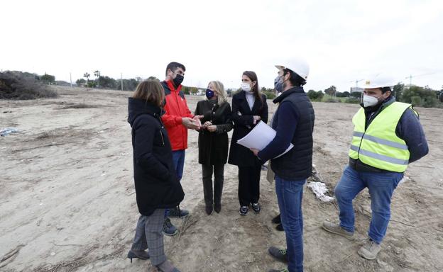 La Junta se compromete a finalizar el instituto de Las Chapas para el curso 2023-24 «si no hay ningún traspiés por el camino»