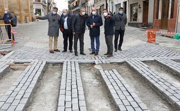 Las cofradías de Antequera buscarán un recorrido alternativo ante el avance de las obras de la calle principal