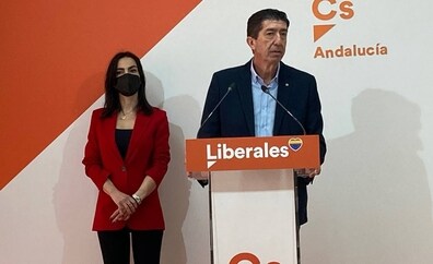 Juan Marín: «Que el bipartidismo no busque más la marca blanca del centro, el centro soy yo»