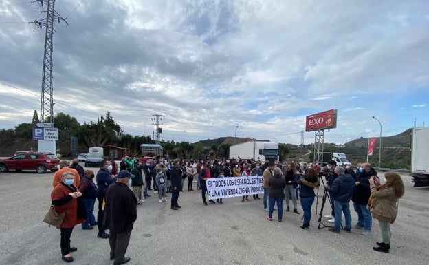 El alcalde de Vélez-Málaga remite informes al juzgado para intentar paralizar la demolición de las dos viviendas rurales ilegales de Benajarafe