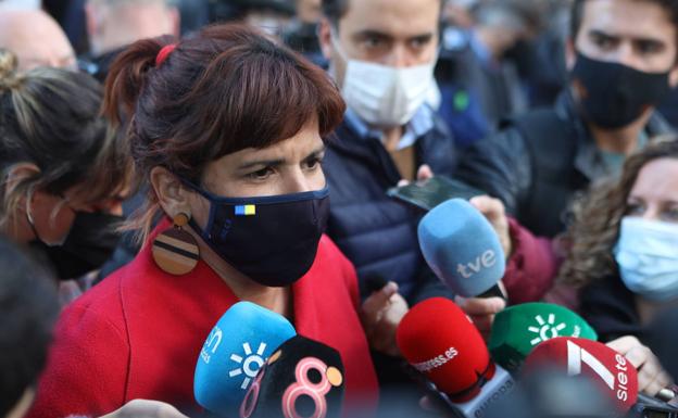 Teresa Rodríguez anuncia que ha dado positivo en Covid: «Toca cuidarse unos días para volver con fuerza»