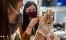 Andalucía aumenta el número de puntos de vacunación sin cita: Ubicaciones y horarios para esta semana