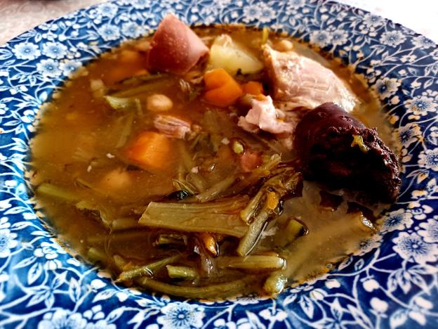 Tagarnina, el socorrido 'cardillo de olla'