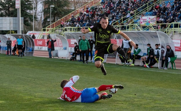 El Antequera rescata un empate en el último instante