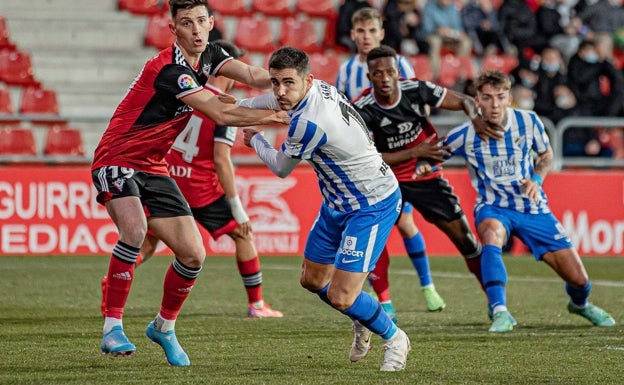 Descalabro de un Málaga sin consistencia en el debut de Natxo González