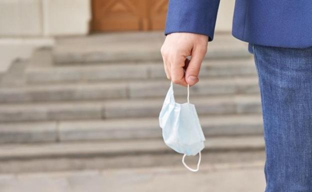 El Congreso decide hoy si convalida el decreto sobre el uso obligatorio de mascarillas en exteriores