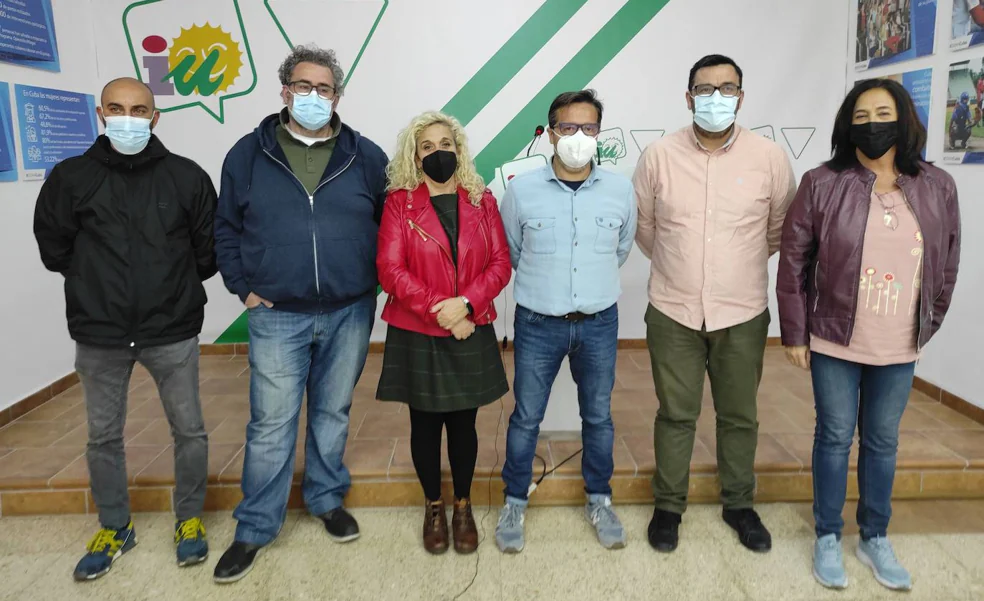 Unidas Podemos y CC.OO. exigen la integración en el SAS del personal del transporte sanitario de Málaga