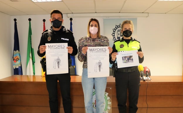 Torrox organiza unas jornadas de seguridad vial para sus mayores