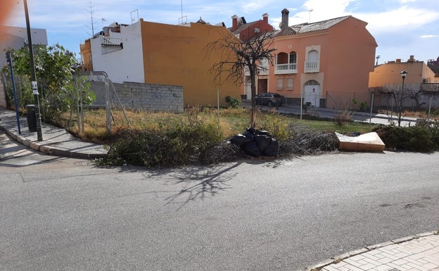 Vecinos de San José «no entienden» la retirada de contenedores