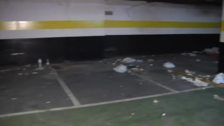 Indignación entre los vecinos que viven cerca de un parking abandonado de Valencia y que se ha convertido en un vertedero