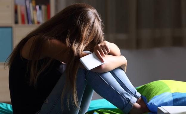 Acoso y humillación en redes sociales: Guía docente contra la ciberviolencia hacia las adolescentes