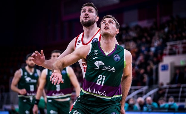 A la crisis del Unicaja no se le ve el final