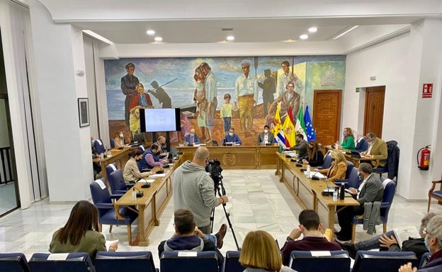 Rincón de la Victoria congela los impuestos y tasas para este año