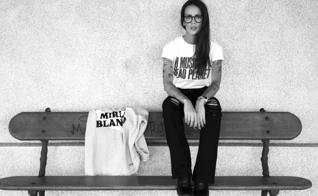 Vega, un 'Mirlo blanco' que no repite melodías, sino que las crea