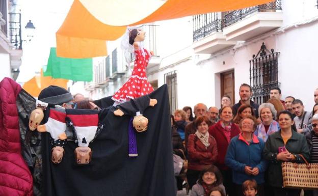 Titiriteros andaluces se reúnen en Cuevas del Becerro