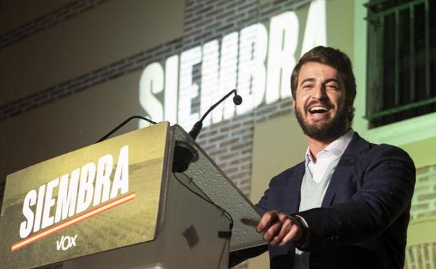 García-Gallardo; tres idiomas, joven y curtido en oratoria