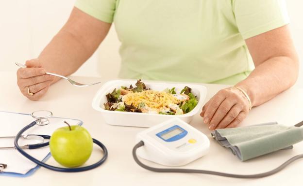 Estos son los síntomas que alertan de que tienes el colesterol alto