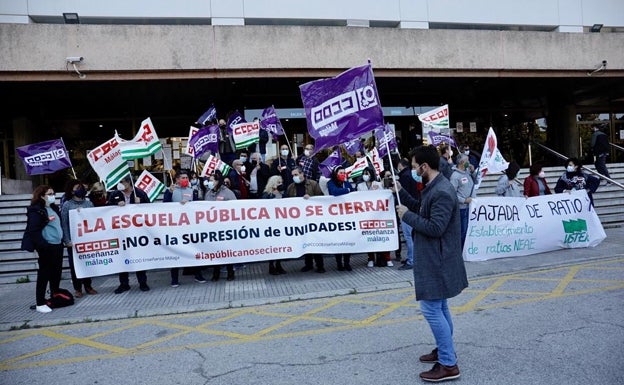 Comisiones Obreras denuncia la supresión de 132 unidades escolares en la provincia