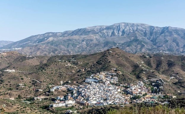 Arenas solicita 4,5 millones de los fondos europeos para impulsar la eficiencia energética y la movilidad sostenible