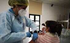 Málaga, provincia andaluza con menos vacunados de Covid en todos los tramos de edades