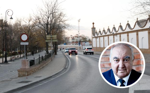 Antequera le dedica una avenida al periodista Ángel Guerrero