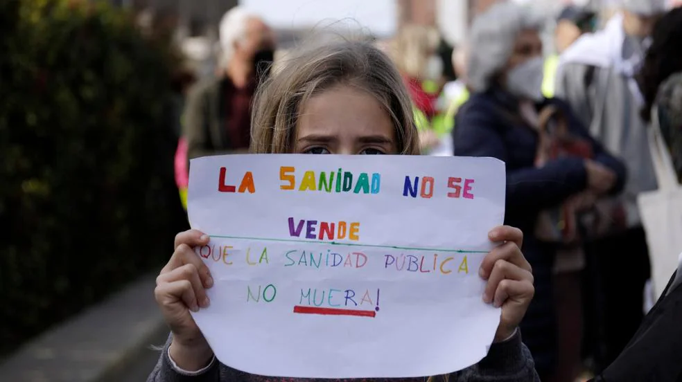 En imágenes: Málaga alza la voz en defensa de la sanidad pública en Andalucía