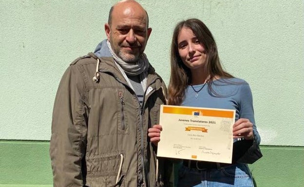 Mención especial de la Comisión Europea a una alumna del IES Al-Baytar de Benalmádena en un certamen de jóvenes traductores