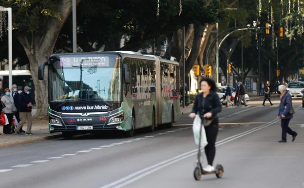 Siete municipios de Málaga se reparten 26 millones para buses eléctricos, carriles bici y zonas de bajas emisiones