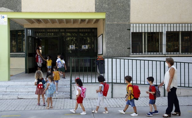Málaga afronta un nuevo proceso de escolarización con la natalidad más baja en lo que va de siglo