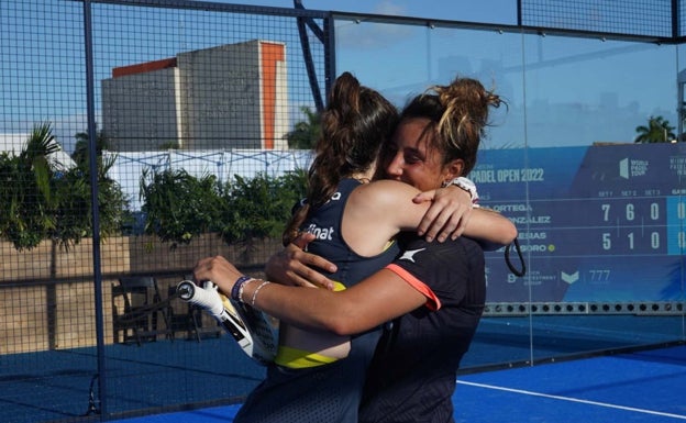 Bea González se queda en solitario en el Open de Miami