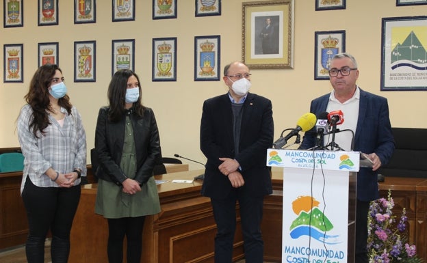 Ceden un espacio a Cruz Roja para favorecer la inclusión de las familias de la Cuesta del Visillo de Vélez-Málaga