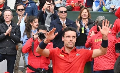 España cumple el guión para pasar a la fase final de la Copa Davis